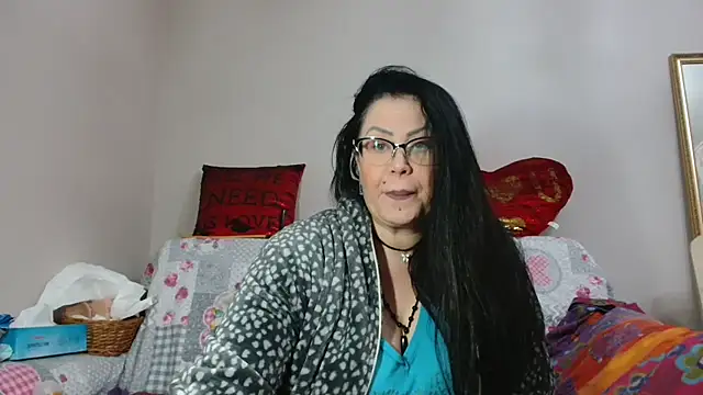 x  KHALEESI  x online show from December 27, 2024, 6:20 pm