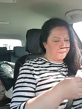 x  KHALEESI  x online show from February 21, 2025, 11:01 am