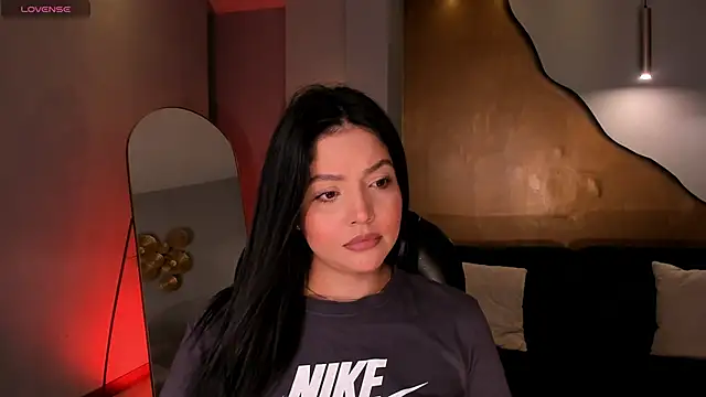 NinaMichelle online show from February 13, 2026, 6:48 pm