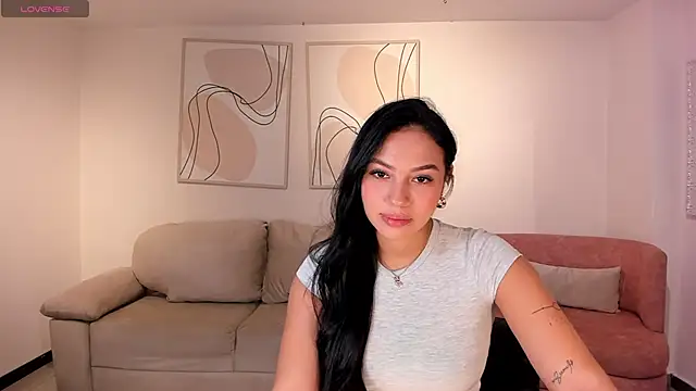 Snapshot of MollyJones_ chatting on May 22, 2026, 6:57 pm MollyJones online show from May 22, 2026, 6:57 pm