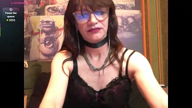 Snapshot of TheBlackWtch chatting on February 13, 2026, 6:26 pm TheBlackWtch online show from February 13, 2026, 6:26 pm