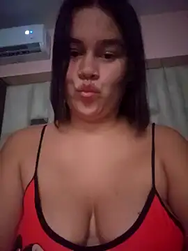 Snapshot of sweet_lucia chatting on February 1, 2026, 6:01 am sweet lucia online show from February 1, 2026, 6:01 am