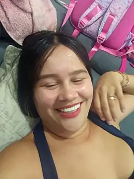 Snapshot of sweet_lucia chatting on February 14, 2026, 3:25 am sweet lucia online show from February 14, 2026, 3:25 am