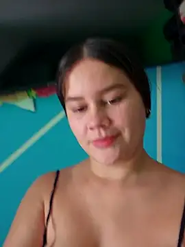 Snapshot of sweet_lucia chatting on March 1, 2026, 3:03 pm sweet lucia online show from March 1, 2026, 3:03 pm