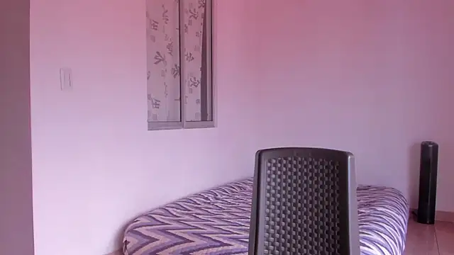 Snapshot of Emma_lean chatting on December 18, 2025, 4:02 pm Emma lean online show from December 18, 2025, 4:02 pm