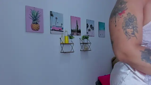 Snapshot of Emma_lean chatting on January 18, 2026, 3:49 pm Emma lean online show from January 18, 2026, 3:49 pm