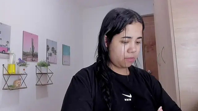 Snapshot of Emma_lean chatting on February 20, 2026, 3:34 pm Emma lean online show from February 20, 2026, 3:34 pm