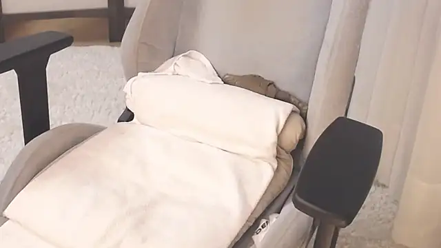 ms Hot milf online show from September 28, 2025, 3:56 am