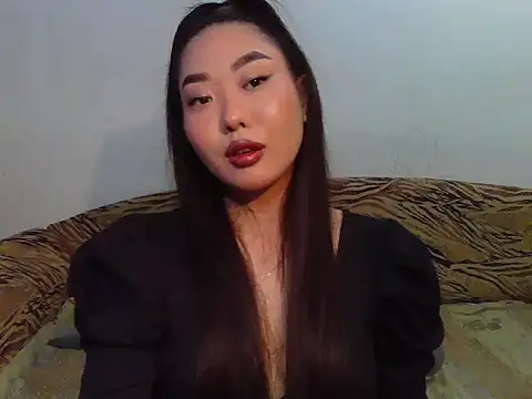 Snapshot of Aleksa_Blackdream chatting on September 9, 2025, 12:05 pm Aleksa Blackdream online show from September 9, 2025, 12:05 pm