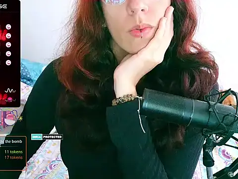 thecherry Paulette online show from October 27, 2025, 2:10 pm