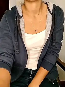 Snapshot of megan2021 chatting on October 14, 2025, 5:03 pm megan2021 online show from October 14, 2025, 5:03 pm