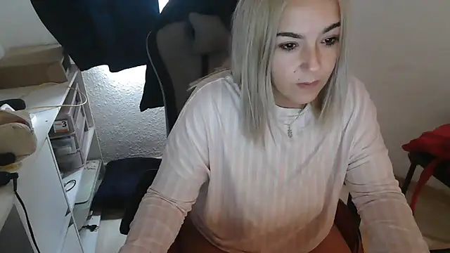 Snapshot of bekka__ chatting on November 11, 2025, 9:53 am bekka online show from November 11, 2025, 9:53 am