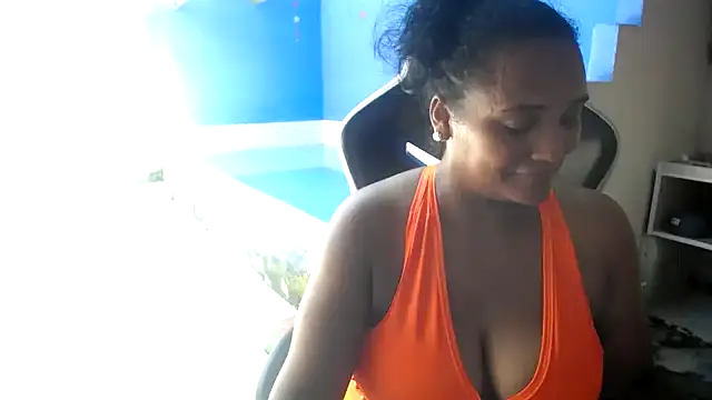 Snapshot of marysol83 chatting on February 8, 2026, 5:49 pm marysol83 online show from February 8, 2026, 5:49 pm