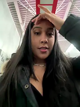 Snapshot of WHAAATTTTTTTTTT chatting on December 16, 2025, 11:37 am WHAAATTTTTTTTTT online show from December 16, 2025, 11:37 am