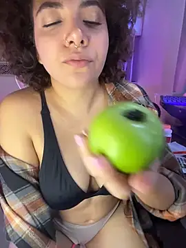 Emma Wish online show from November 30, 2025, 6:12 pm