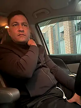 Snapshot of Yedriserna chatting on November 7, 2025, 10:32 pm Yedriserna online show from November 7, 2025, 10:32 pm