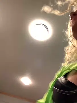 Snapshot of DreamGurlDaisy@xh chatting on January 19, 2025, 8:07 am DreamGurlDaisyxh online show from January 19, 2025, 8:07 am