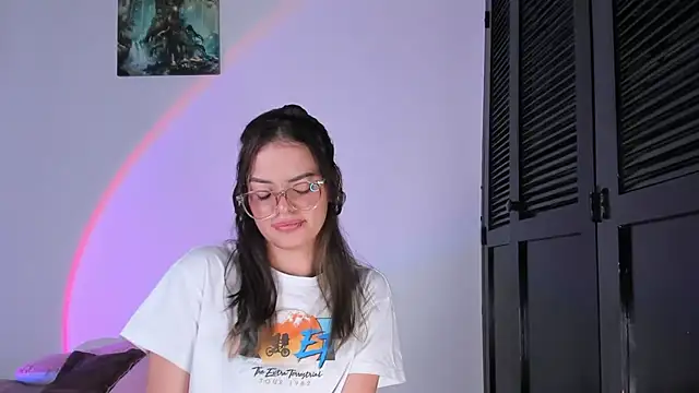 Snapshot of Abby_Saenz01 chatting on February 12, 2026, 8:26 pm Abby Saenz01 online show from February 12, 2026, 8:26 pm