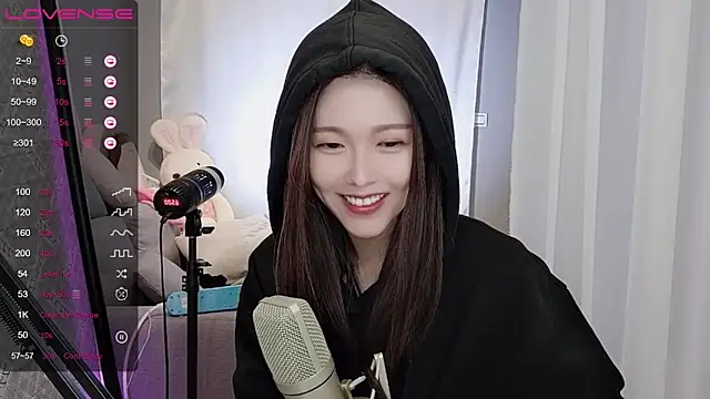 tw lala online show from January 17, 2025, 4:26 pm