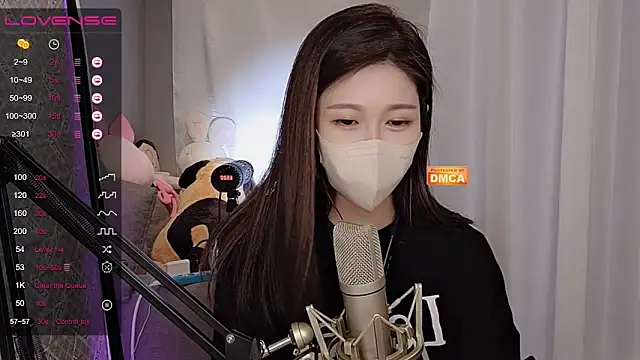 tw lala online show from March 18, 2025, 7:10 pm