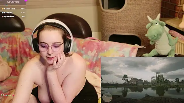 Snapshot of GamerGirl_Eve chatting on March 8, 2026, 2:04 am GamerGirl Eve online show from March 8, 2026, 2:04 am
