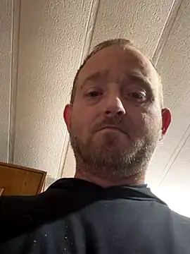 Snapshot of smokeymt420 chatting on December 16, 2025, 5:12 am smokeymt420 online show from December 16, 2025, 5:12 am