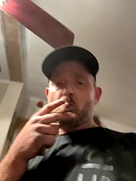 Snapshot of smokeymt420 chatting on January 6, 2026, 4:16 am smokeymt420 online show from January 6, 2026, 4:16 am