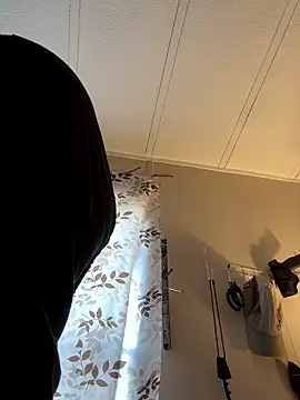 Snapshot of smokeymt420 chatting on January 8, 2026, 7:49 pm smokeymt420 online show from January 8, 2026, 7:49 pm