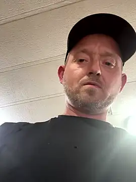 Snapshot of smokeymt420 chatting on January 14, 2026, 4:29 am smokeymt420 online show from January 14, 2026, 4:29 am