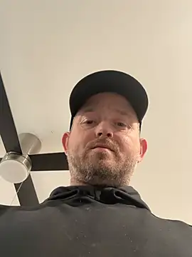 Snapshot of smokeymt420 chatting on February 3, 2026, 7:19 pm smokeymt420 online show from February 3, 2026, 7:19 pm