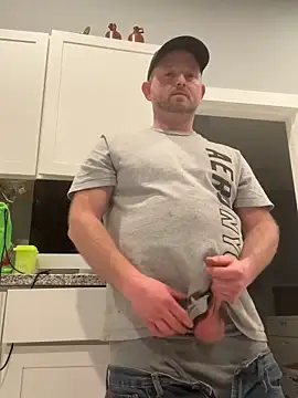 Snapshot of smokeymt420 chatting on February 26, 2026, 6:23 am smokeymt420 online show from February 26, 2026, 6:23 am