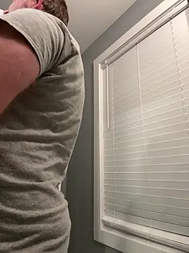 Snapshot of smokeymt420 chatting on February 28, 2026, 4:24 am smokeymt420 online show from February 28, 2026, 4:24 am