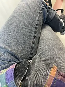 bigshow112 online show from December 3, 2024, 8:16 am