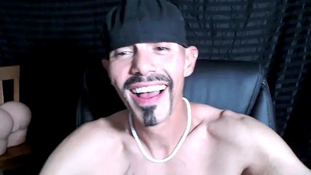 ThickD2C online show from February 20, 2025, 6:35 pm