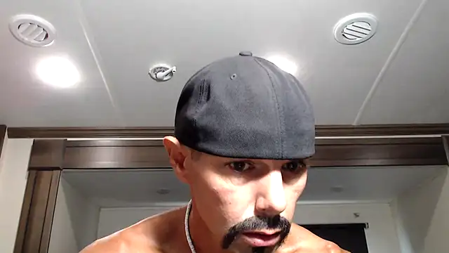 ThickD2C online show from October 18, 2025, 5:46 pm