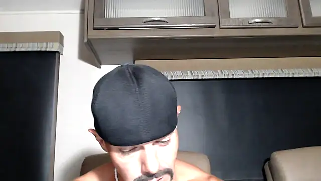 Snapshot of ThickD2C chatting on March 19, 2026, 5:39 pm ThickD2C online show from March 19, 2026, 5:39 pm