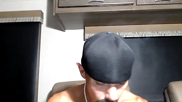 Snapshot of ThickD2C chatting on April 8, 2026, 6:41 pm ThickD2C online show from April 8, 2026, 6:41 pm