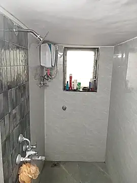 SimplyKarthik09 online show from November 3, 2025, 3:19 am