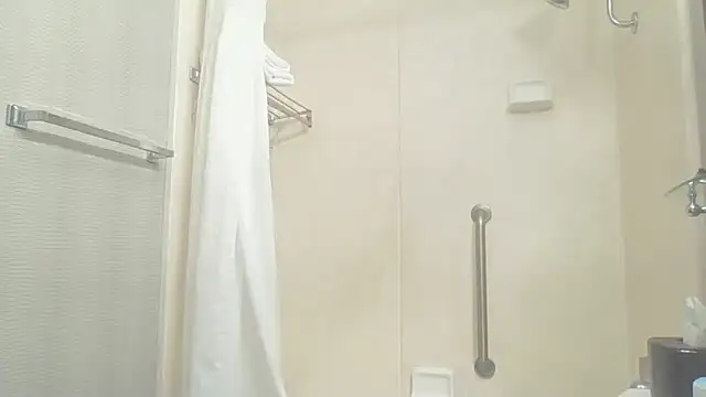 Snapshot of Yankeedave420 chatting on February 4, 2026, 1:33 am Yankeedave420 online show from February 4, 2026, 1:33 am