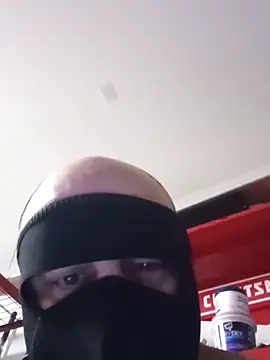 Snapshot of Dz702 chatting on March 11, 2026, 12:27 am Dz702 online show from March 11, 2026, 12:27 am