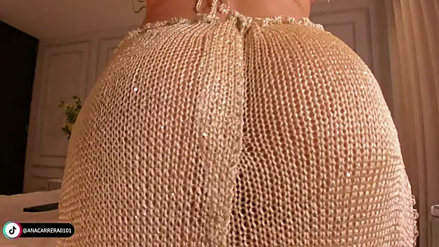 AnaCarrera online show from November 22, 2025, 10:31 pm