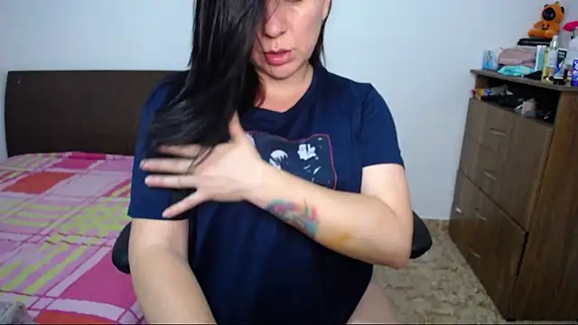 alexa milsf online show from November 15, 2025, 2:42 am