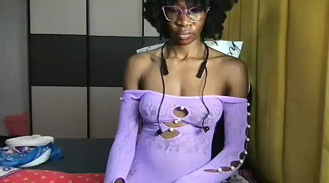 choco petite online show from March 4, 2025, 3:44 am