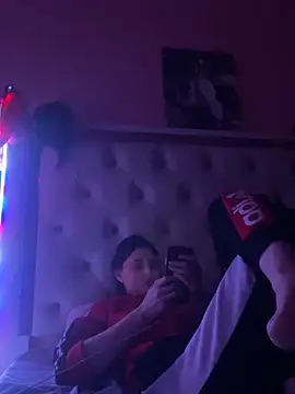 Flossy Vettie online show from November 28, 2025, 3:31 am