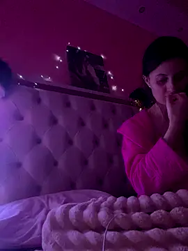 Flossy Vettie online show from January 9, 2026, 2:25 am