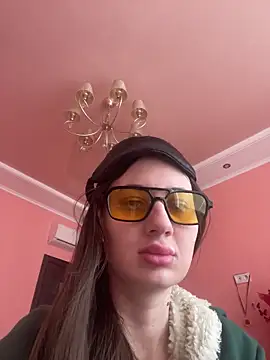 Flossy Vettie online show from February 16, 2026, 8:43 am