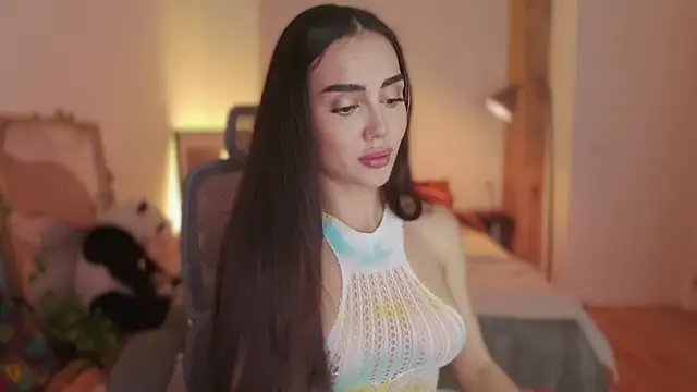 Snapshot of Lil_Gabby chatting on February 19, 2026, 8:27 pm Lil Gabby online show from February 19, 2026, 8:27 pm