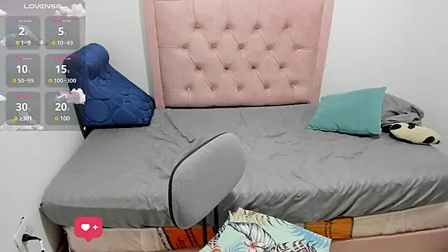 Snapshot of Nazlyy30 chatting on February 28, 2025, 3:48 am Nazlyy30 online show from February 28, 2025, 3:48 am