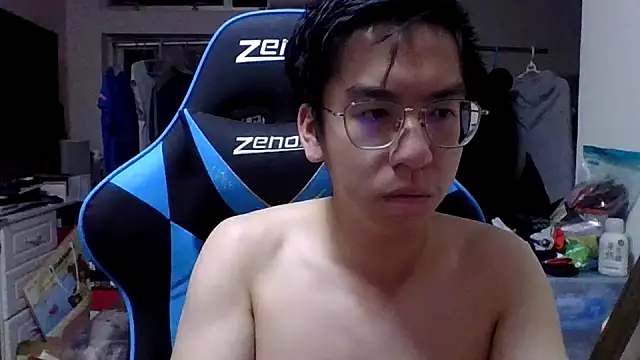 Snapshot of charlie_xdd chatting on March 15, 2025, 2:45 pm charlie xdd online show from March 15, 2025, 2:45 pm