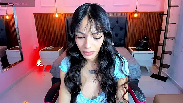 AMELIELEONE online show from January 6, 2026, 12:20 pm